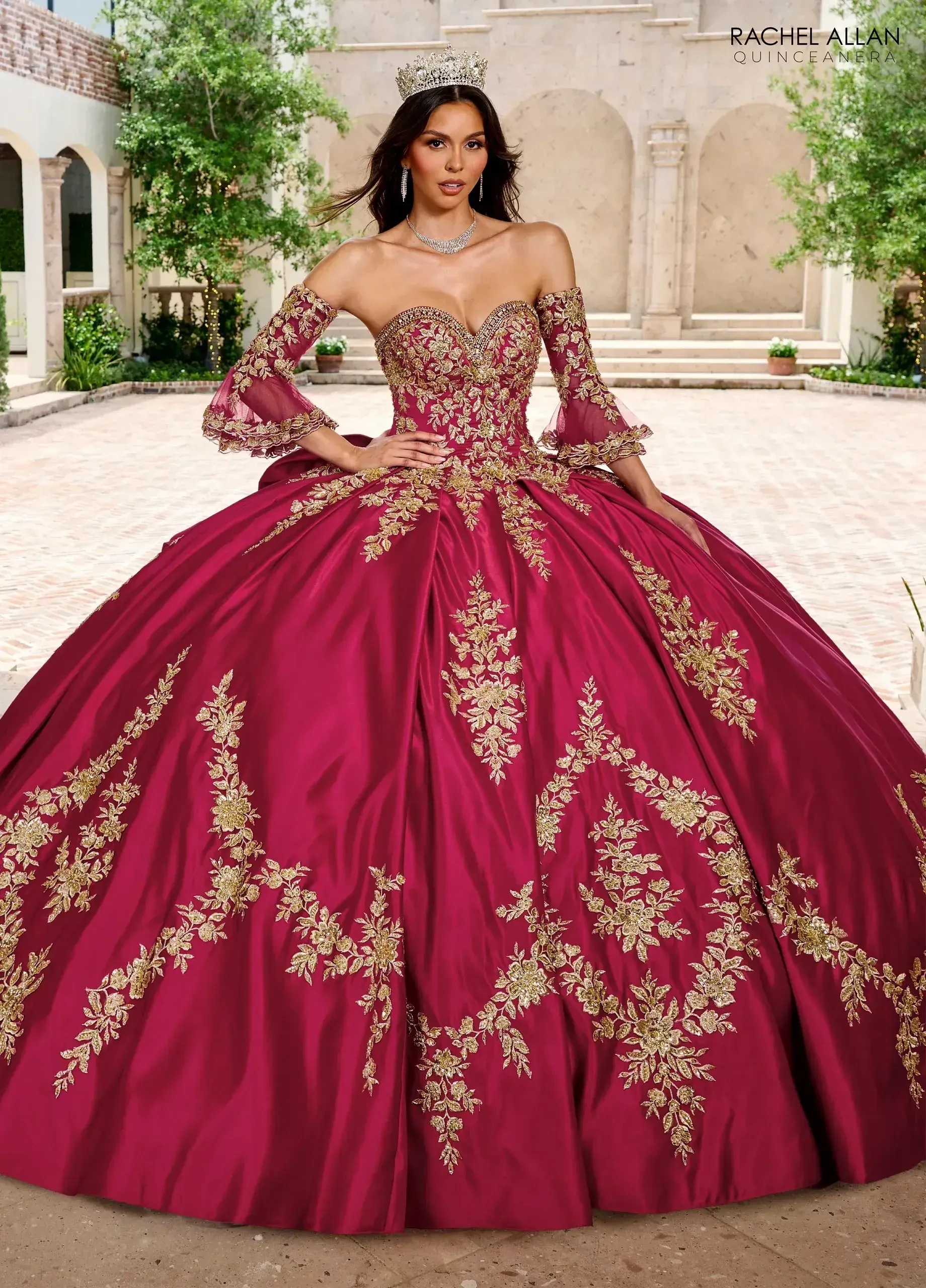 La Reina by Rachel Allan